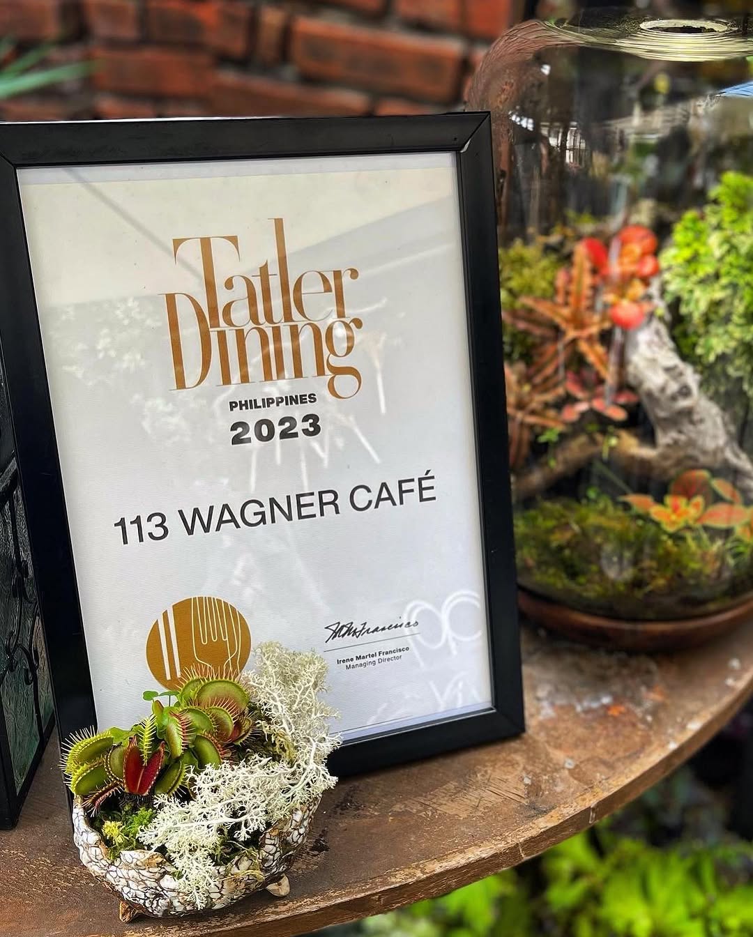113 Wagner Café garden facade and entrance